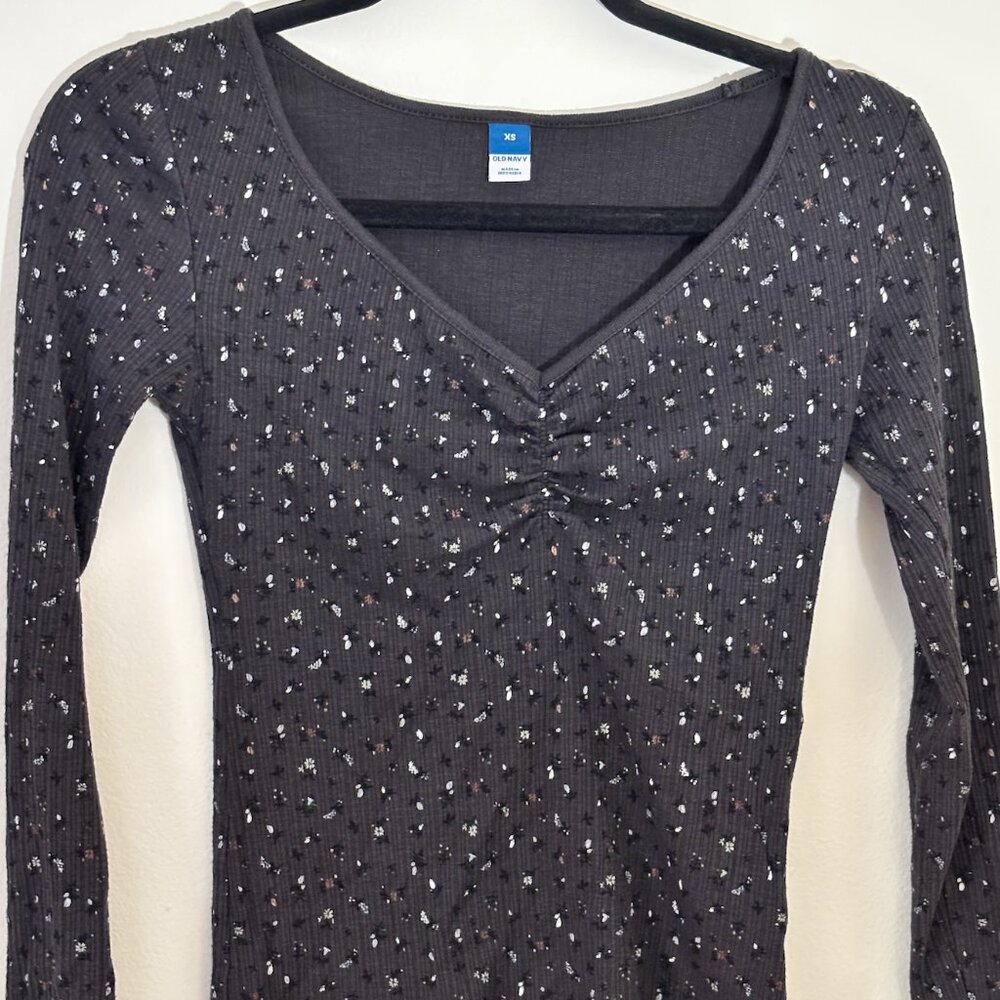 Old Navy Long Sleeve Floral Ribbed Top